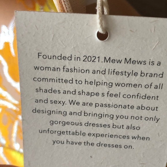 Opulent Brocade Ruffle statement cocktail dress - Picture 14 of 16